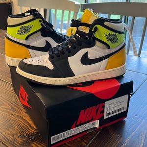 Jordan 1 Volt Gold